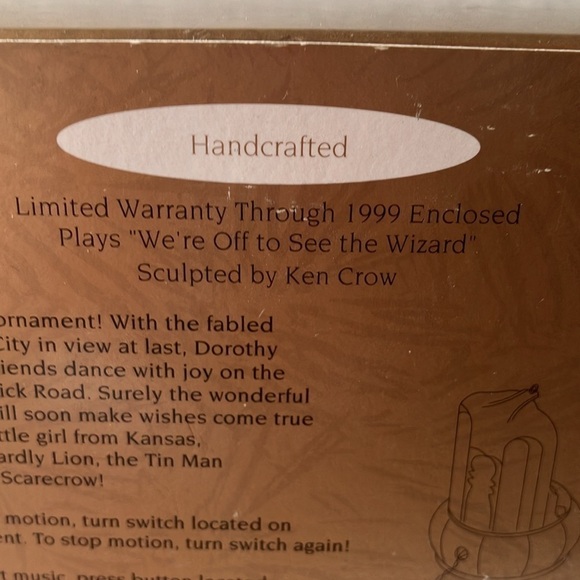 Hallmark: 1996 Keepsake Ornament- Emerald City- The Wizard of Oz- Light, Motion - Picture 13 of 16
